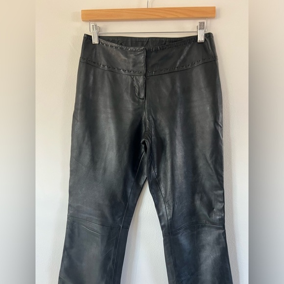 Cache VIntage Black Leather Flare Leg Split Cuff Low Rise Pants Size 2 - Picture 7 of 13